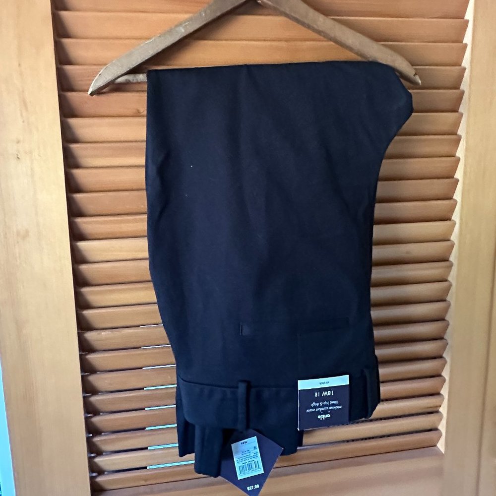 NWT Ava & Viv Black Ankle Pants 18w R Stretch